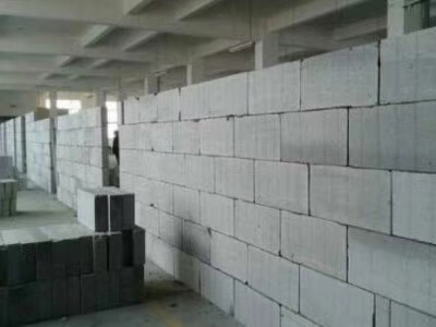 东港蒸压粉煤灰砂加气混凝土应力应变全曲线及其砌块砌体力学性能试验研究